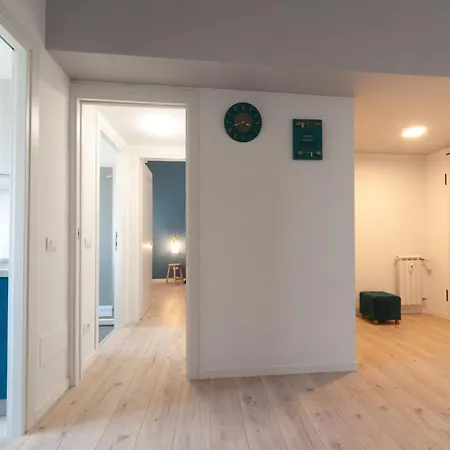 Dama Hub Two Dom wakacyjny