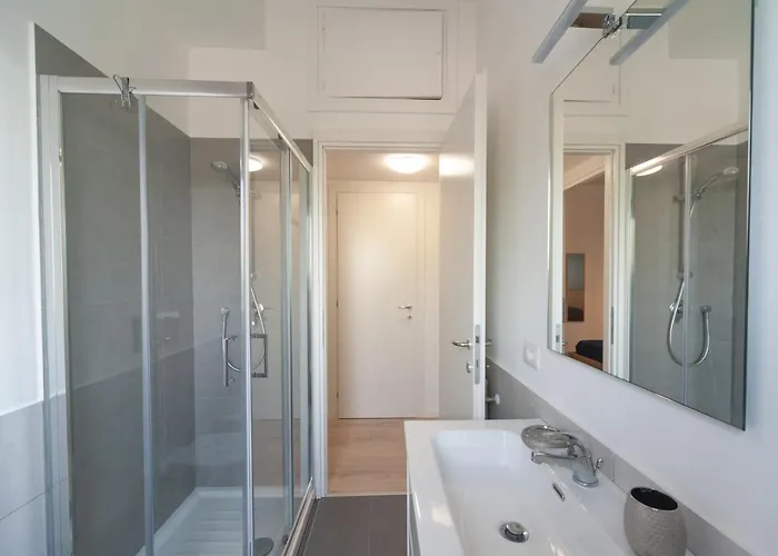 Valle Aurelia Station House Two By Dama *